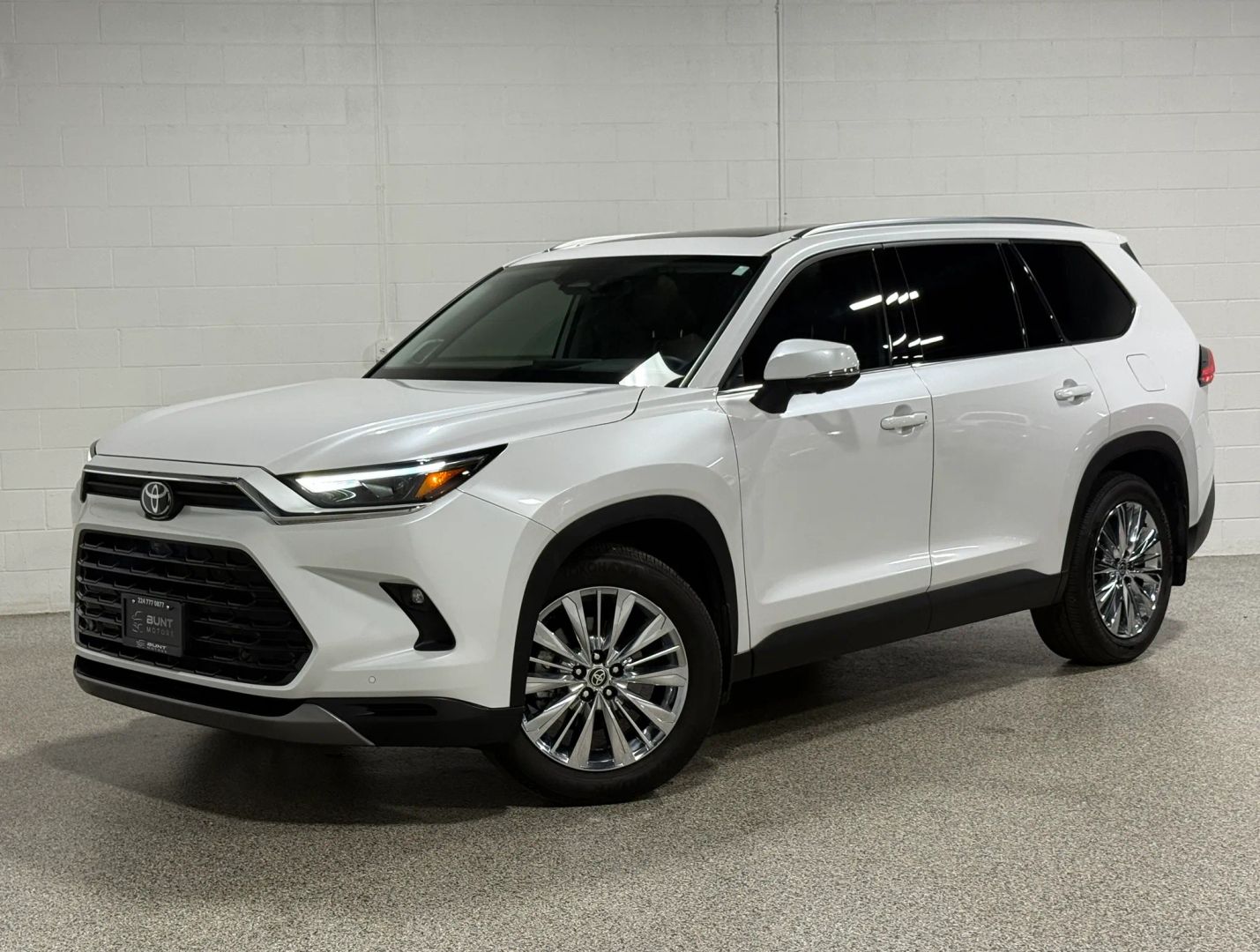 toyota grand highlander 2024 5TDAAAB51RS052683 image toyota grand highlander 2024 5TDAAAB51RS052683 image